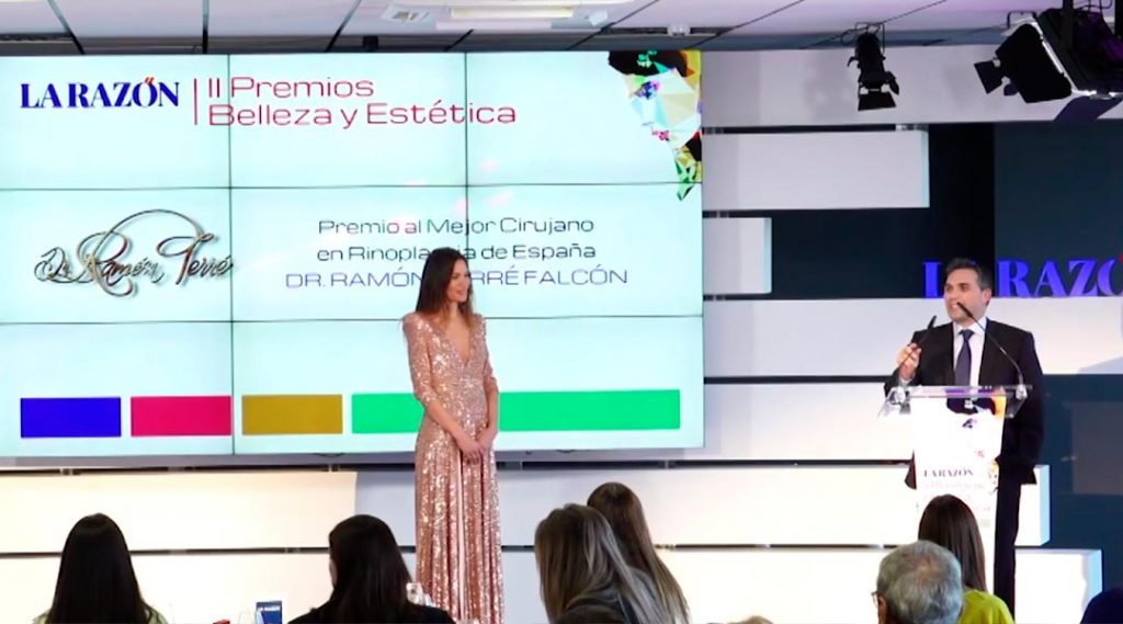 ramón terré en entrega de premios 2022 al mejor cirujano en españa